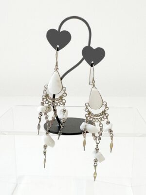 ペルーの手作りホワイトストーンイヤリング