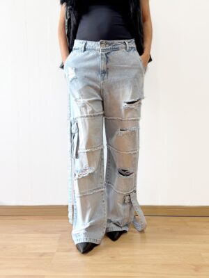 ライトブルー ダメージデニムカーゴパンツ
